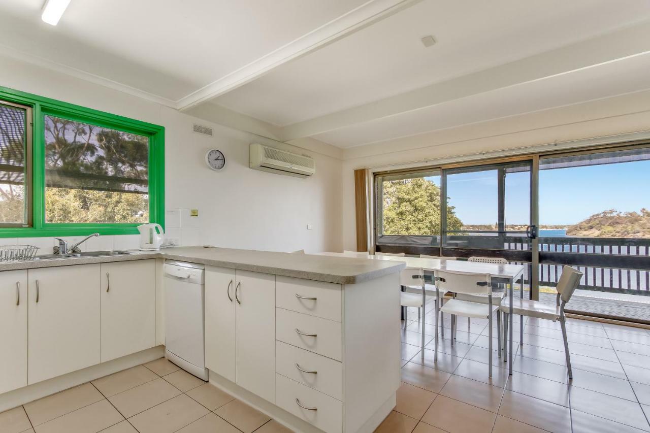 The Point Villa Lakes Entrance Exteriör bild